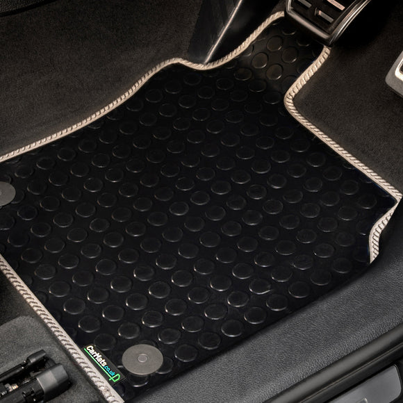 Toyota Hilux Double Cab Invincible 2005-2016 Car Mats // Black Off Road Rubber, Grey Trim, No Heelpad