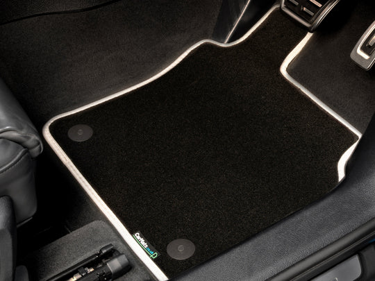 Peugeot 3008 2024+ Car Mats // Black Super, White Trim, No Heelpad