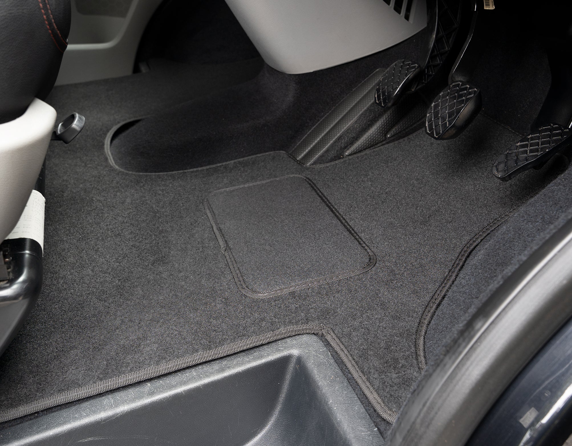 Ford Transit Custom Crew Cab Rear Seat Mat 2024+ Van Mats from £21.99 ...
